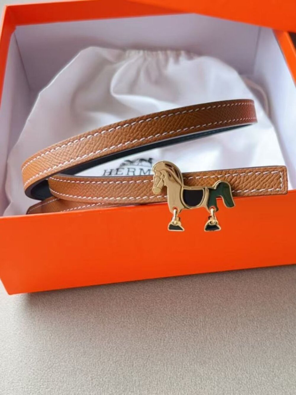 Hermès belt